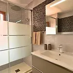 アパート Markethome Bouganvillas 2 *