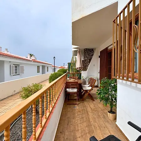Markethome Bouganvillas 2 阿德耶