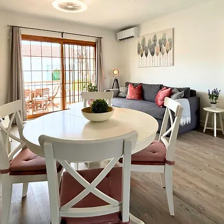 Markethome Bouganvillas 2 公寓 *