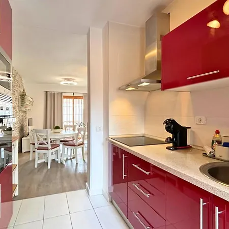 Markethome Bouganvillas 2 * 阿德耶